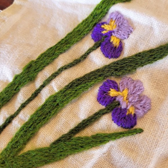 Vintage 1972 Embroidery Handmade Asian Lady Geisha Iris Slow Stitch Cottagecore - Picture 14 of 14